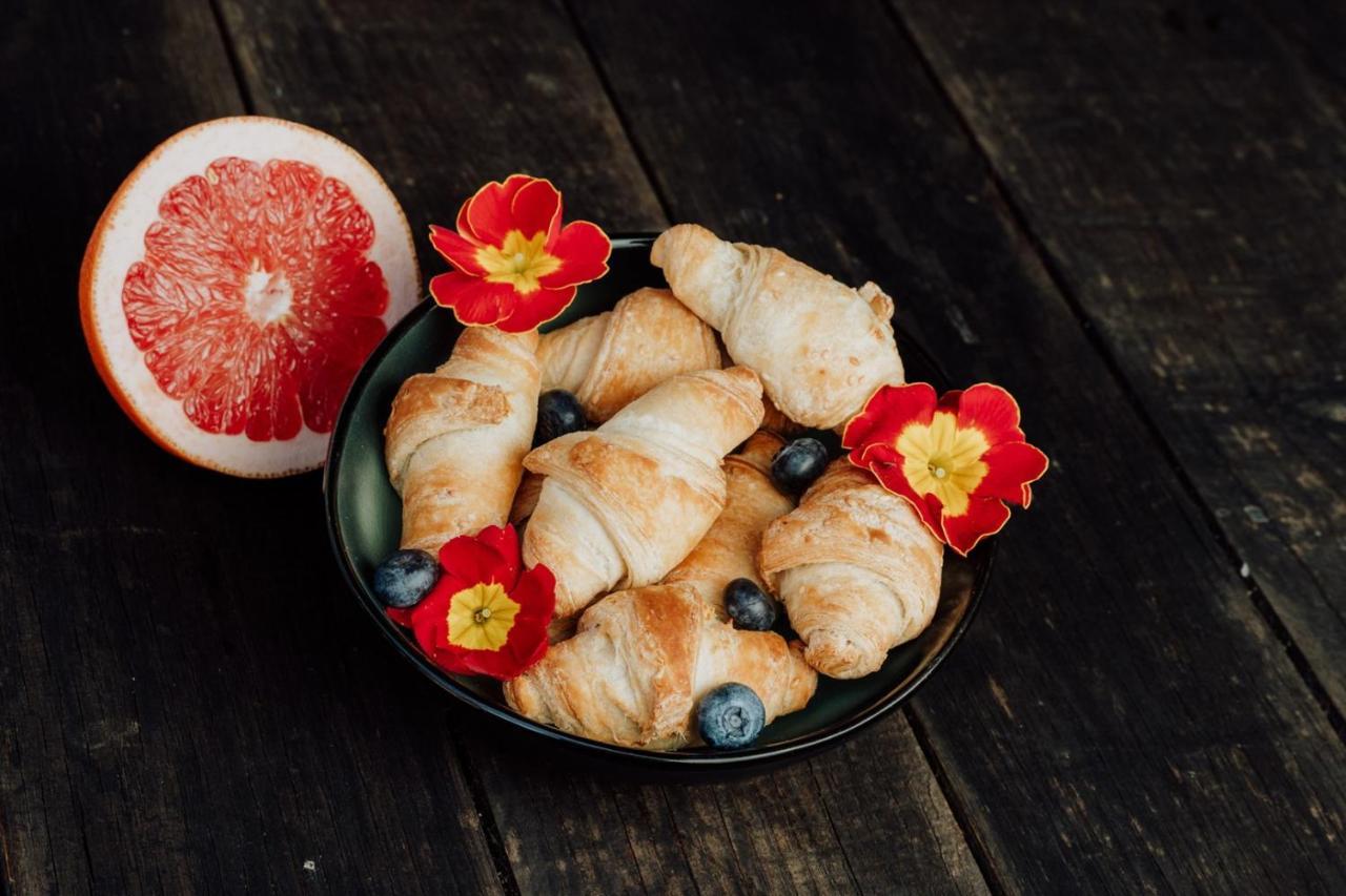 Bed And Breakfast Kolo Adults Only Bužinija 외부 사진