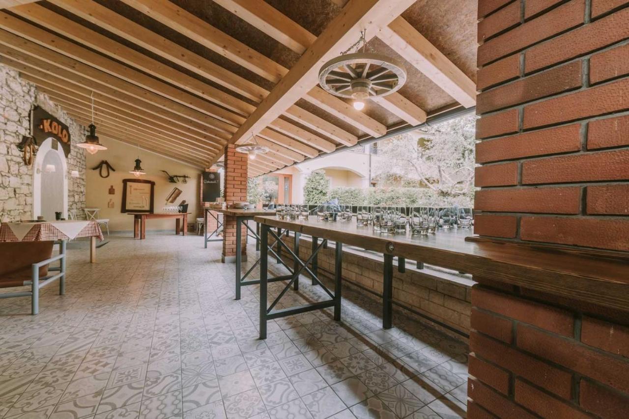 Bed And Breakfast Kolo Adults Only Bužinija 외부 사진