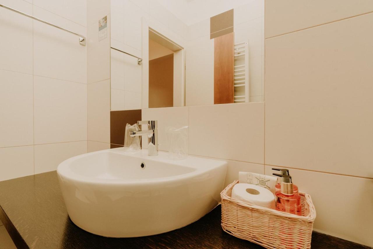 Bed And Breakfast Kolo Adults Only Bužinija 외부 사진