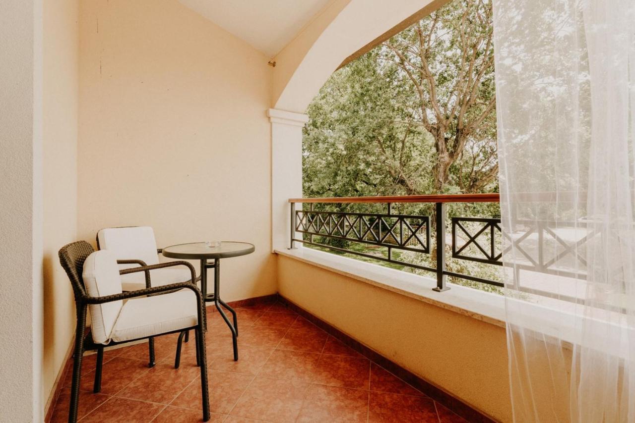 Bed And Breakfast Kolo Adults Only Bužinija 외부 사진