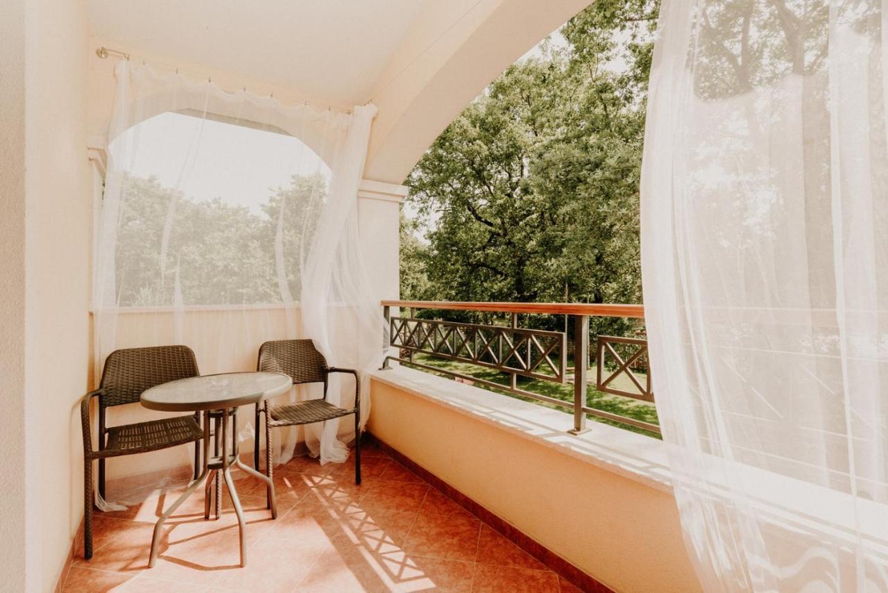 Bed And Breakfast Kolo Adults Only Bužinija 외부 사진